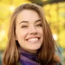 Cliente soddisfatta del trattamento di Sbiancamento denti Genova - Dott.ssa Camilla Colella