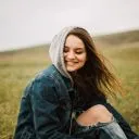 Cliente soddisfatta del trattamento di Sbiancamento denti Genova - Dott.ssa Camilla Colella